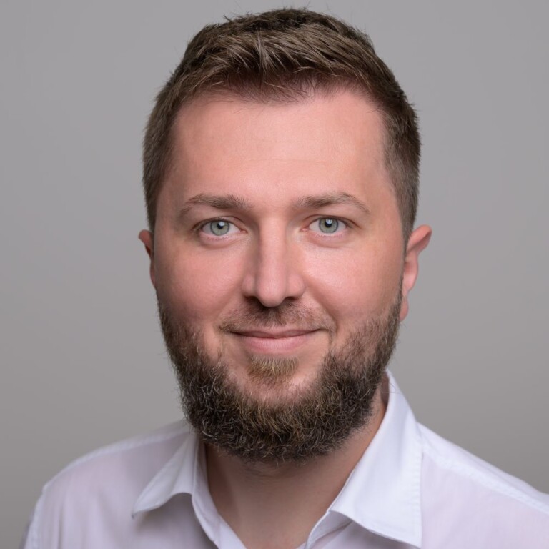 Maksim Mirkovic
