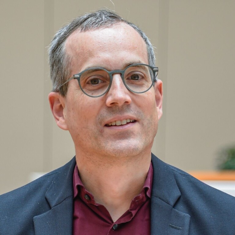  Oliver Steiger